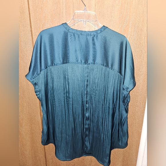 Old Navy Teal Button-Up Blouse - Picture 2 of 3